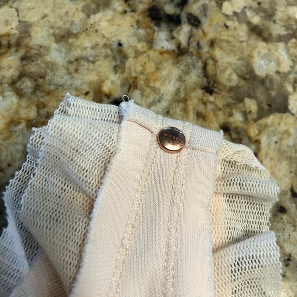 DEISEL ruffled tank top. EUC SIZE L light peachy color - Picture 9 of 10